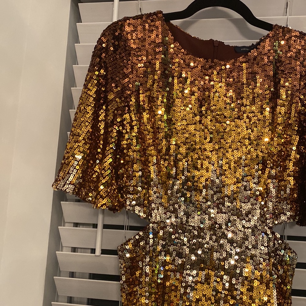 NWT French Connection ombré gold PF estari sequin cut out dress. Size 2. - Picture 2 of 12